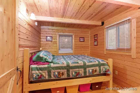 3661 E Gustafson Trl, White Cloud, MI 49349 photo 14