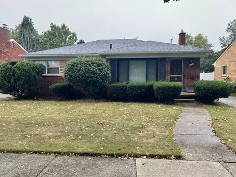 9031 Mercedes Ave, Redford, MI 48239