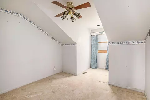 38 Maplegrove Grv, Clawson, MI 48017 photo 9