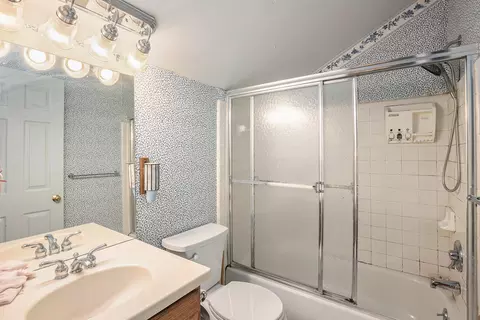 38 Maplegrove Grv, Clawson, MI 48017 photo 11