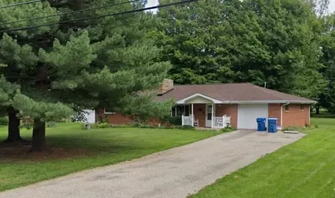 5391 E Uv Ave, Vicksburg, MI 49097