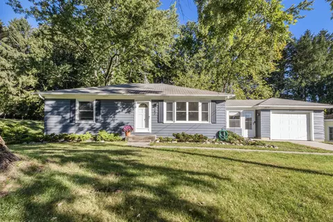 7147 Windcrest St SE, Grand Rapids, MI 49546