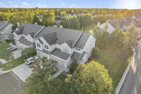 3600 Meadow Grove Trl, Ann Arbor, MI 48108