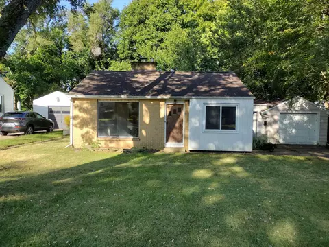 1123 Clearview St, Kalamazoo, MI 49048