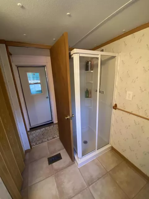 5376 Point Dr, Remus, MI 49340 photo 22