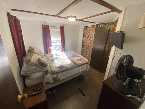 5376 Point Dr, Remus, MI 49340 photo 15