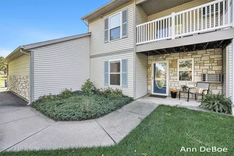 2031 Rowland Ave SE #4, Grand Rapids, MI 49546