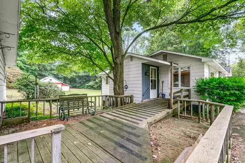 532 M-89, Plainwell, MI 49080 photo 4