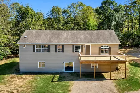 3422 Red Fox Ln, Allegan, MI 49010