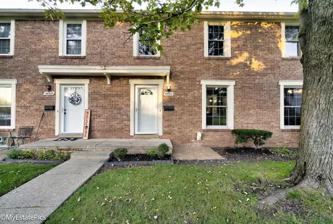 44511 N Umberland Cir, Canton, MI 48187