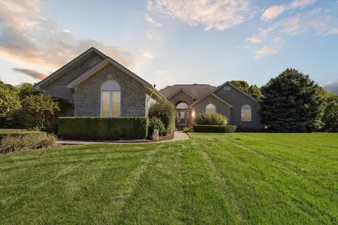 67204 Mack Ct, Washington, MI 48095