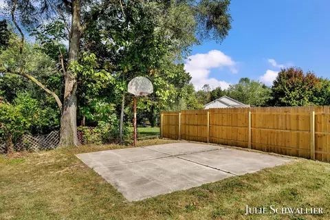 700 Spaulding Ave SE, Ada, MI 49301 photo 63