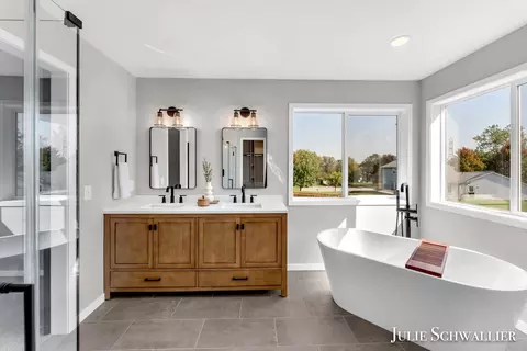 700 Spaulding Ave SE, Ada, MI 49301 photo 38