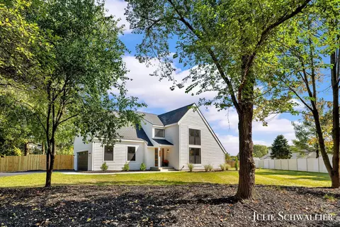 700 Spaulding Ave SE, Ada, MI 49301 photo 3