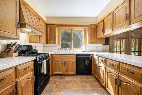7960 36th St SE, Ada, MI 49301 photo 7