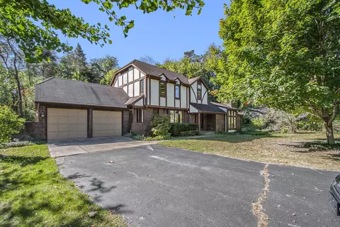 7960 36th St SE, Ada, MI 49301