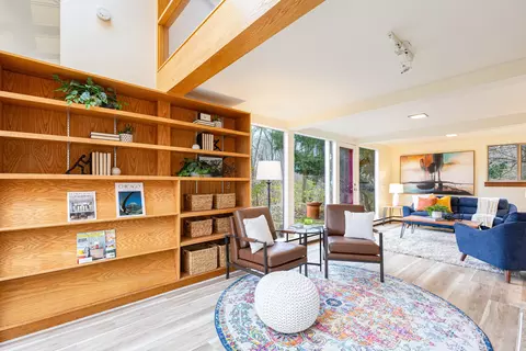 1300 Chalmers Dr, Ann Arbor, MI 48104