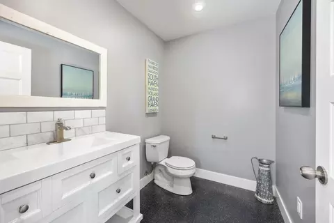 Bath - 1826 Sunquest Ave, Dorr, MI 49323 photo 6 of 9