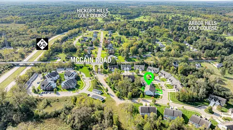 4624 Devon Dr, Jackson, MI 49201 photo 2