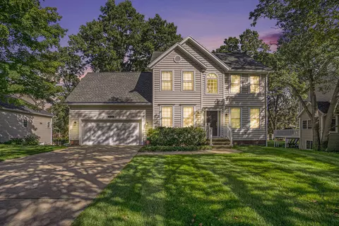 7789 Primrose Ln, Portage, MI 49024