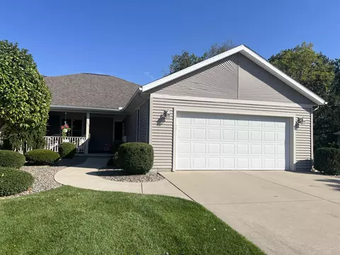 145 Oakwood Dr, Coldwater, MI 49036