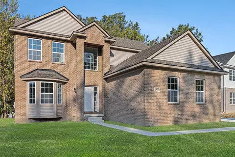 13752 Arlene Ln, Belleville, MI 48111