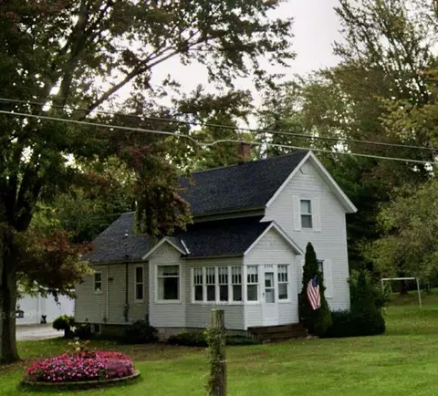 6286 96th Ave, Zeeland, MI 49464