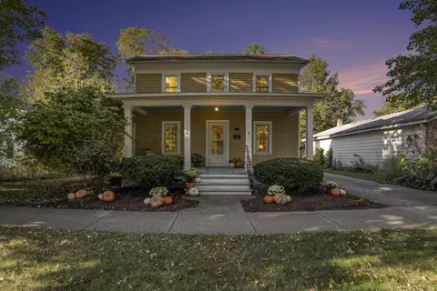414 Monroe St, Allegan, MI 49010