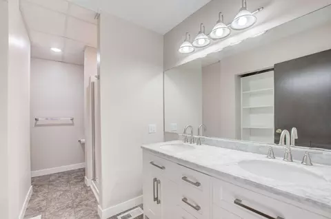 8565 Huron River Ct, Dexter, MI 48130 photo 16