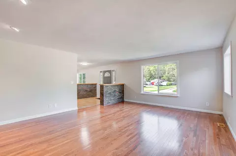 8565 Huron River Ct, Dexter, MI 48130 photo 7