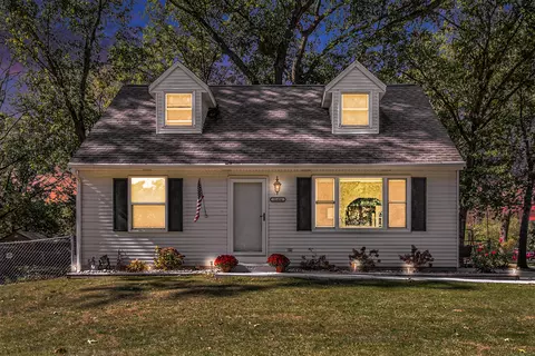 51494 Pleasant Dr, Mattawan, MI 49071