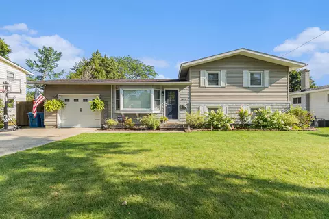 1619 Grant Ave, Grand Haven, MI 49417