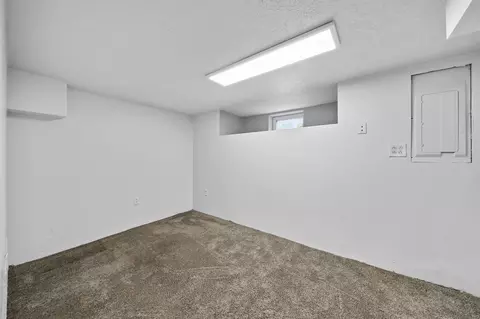 606 Saint Clair Ave, Jackson, MI 49202 photo 23
