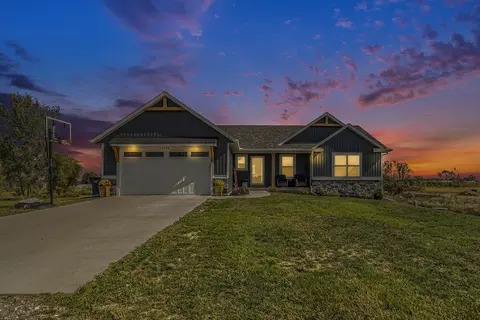 5496 72 Ave, Hudsonville, MI 49426