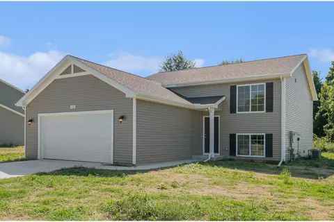 1130 Anna Ln, St. Joseph, MI 49085