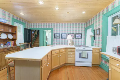 Kitchen - 12900 Beecher Rd, Hudson, MI 49247 photo 3 of 3