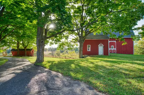 Exterior - 12900 Beecher Rd, Hudson, MI 49247 photo 12 of 37