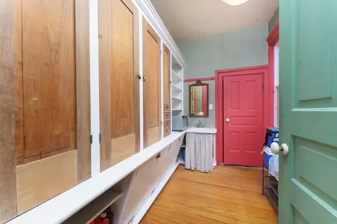 Entry Way - 12900 Beecher Rd, Hudson, MI 49247 photo 1 of 2