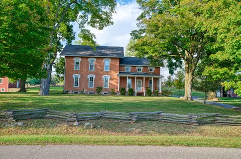 Exterior - 12900 Beecher Rd, Hudson, MI 49247 photo 3 of 37