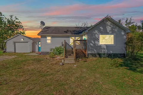 2380 Doty Rd, Osseo, MI 49266