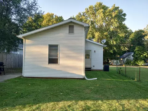 823 Helena Ave, Jackson, MI 49203 photo 16