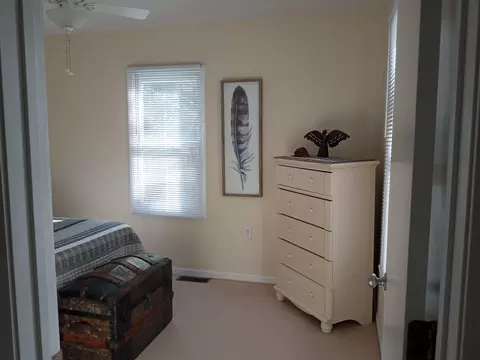 823 Helena Ave, Jackson, MI 49203 photo 4