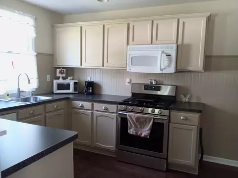 823 Helena Ave, Jackson, MI 49203 photo 6