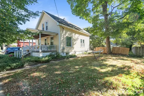 230 Summit St, Spring Lake, MI 49456 photo 31