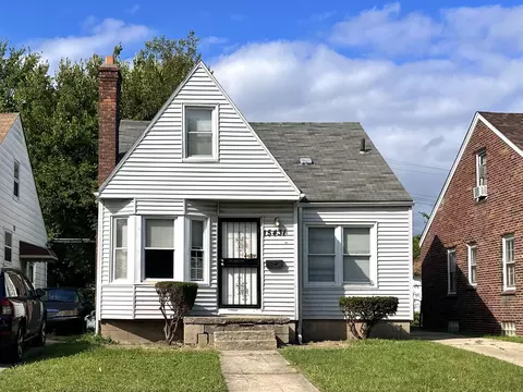 15431 Saratoga St, Detroit, MI 48205