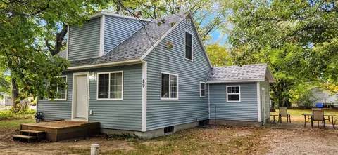 89 S Kensington St, Muskegon, MI 49442