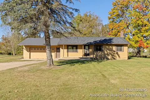 5454 Beaver Dr, Sheridan, MI 48884