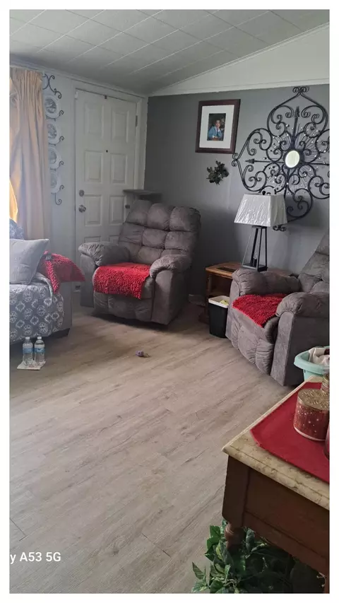 244 E Prospect St, Jackson, MI 49203 photo 3