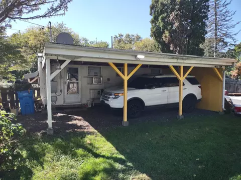 244 E Prospect St, Jackson, MI 49203 photo 8