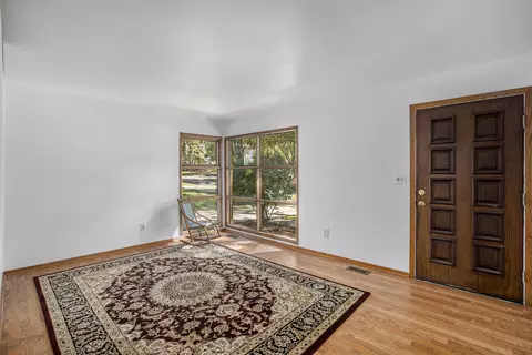 23 Tower Dr, Saline, MI 48176 photo 6
